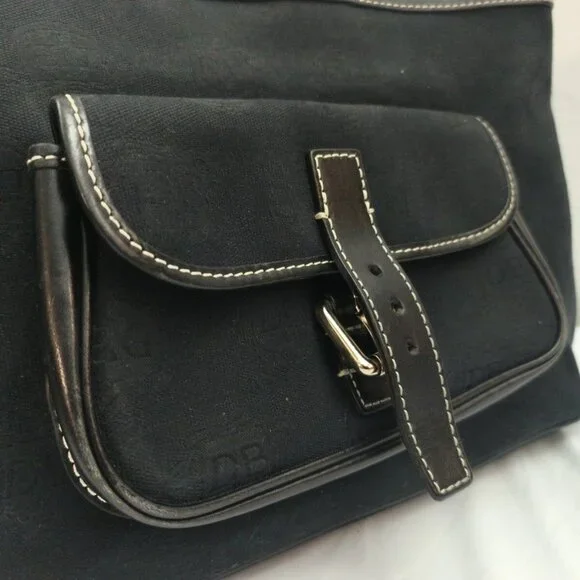 Dooney Bourke Handbag Black All Weather Leather VTG Logo Pattern Zipper Zipper - Picture 9 of 16